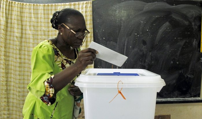 В Кот-д'Ивуаре проходит первый тур президентских выборов - ảnh 1
